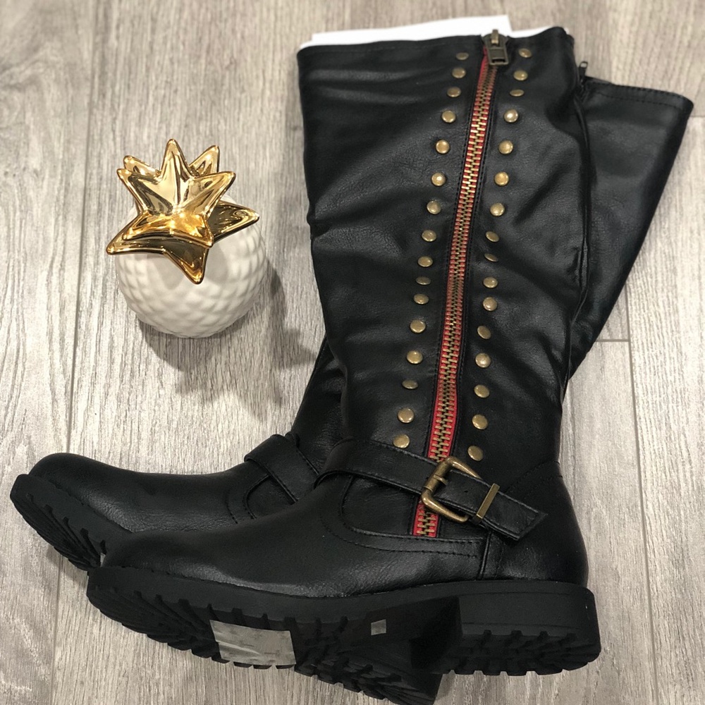 **SOLD** Faux Leather Studded Zipper Boots